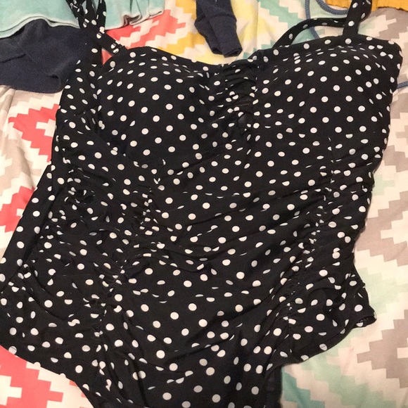 Black and white polka dot bathing suit - Picture 1 of 2